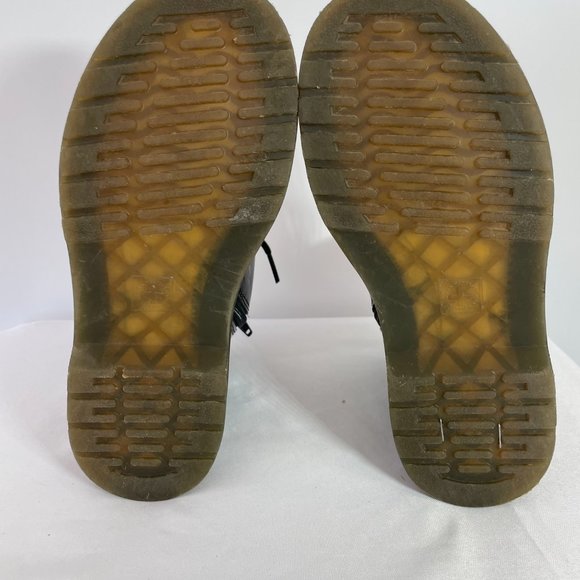 Girls Doc Marten Patent Leather Boots - Picture 5 of 8